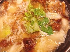 -三鞭一花·独一处·元英砂锅(海光寺店)