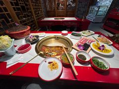 -欠火锅·水牛毛肚·团建聚餐·生日宴(何山路店)
