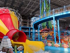 -四季贵州·山地温泉水世界