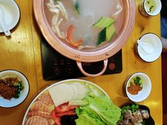 -民食香·腊排骨野生菌美食(木府店)