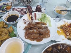-六和聚传统烤鸭.天津菜(和平店)