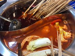 -马路边边串串香(苗栗路店)