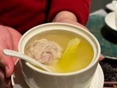 清炖手工狮子头-四季民福烤鸭店(外滩外白渡桥店)