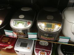 -百老汇(上水广场店)