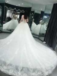 -艾米丽婚纱礼服