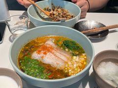 小锅米线-胡麻(静安嘉里店)