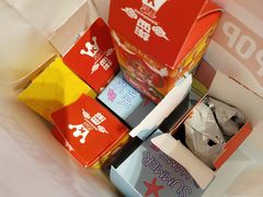 -泡泡玛特POPMART(蓝色港湾店)