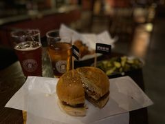 -圣徒精酿美式餐厅saints brewing(裕华万达步行街店)