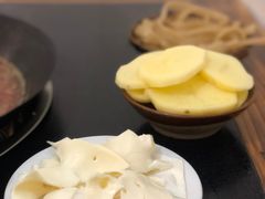 -苟味道老火锅(黄桷坪店)