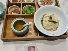 -陆稿荐观前街店