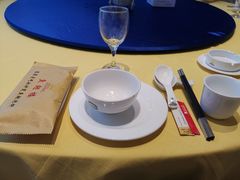 -皇冠明珠鱼翅楼(水上公园店)