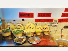 -柳州肥姨妈大骨螺蛳粉(东靖路店)