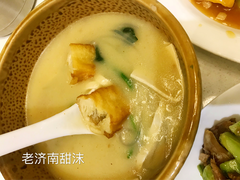 老济南甜沫-闫府私房菜·百年鲁菜(恒隆店)