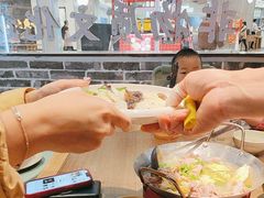 -肖四女乐山跷脚牛肉(滨江天街店)
