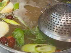 -乡土黄·鲜牛肉火锅·小龙虾(兴业街店)