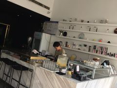 -UNI UNI(环亚凯瑟琳店)