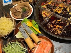 -周小明火锅(黑金冠社区店)