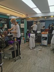 点击看大图 -审美HAIR SALON