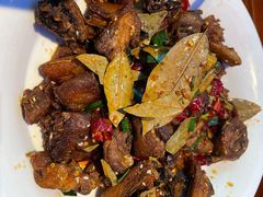 -唐师傅湘西名菜馆(武陵路店)