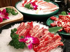 -韩烧牛中牛·甄选黑牛烤肉(黑金店)