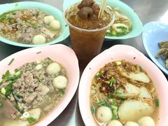 -榮泰米粉湯(Left Shop)