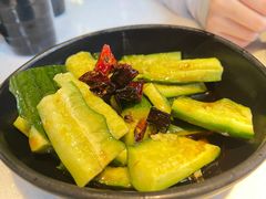 水果黄瓜-红盔甲·小龙虾(天钥桥店)