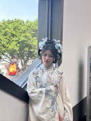 -一揽芳华汉服旗袍体验馆(拙政园店)