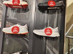 -阳光世纪奥特莱斯店