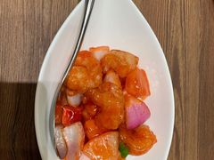 鲜果咕噜虾球-广州天河合景福朋喜来登酒店 · 聚味轩中餐厅