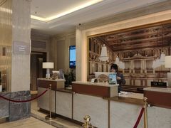 -西安大雁塔科技大学地铁站亚朵酒店