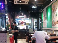 大堂-陈光记烧腊(长寿路店)