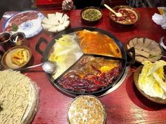 -新华百货CC Park购物广场