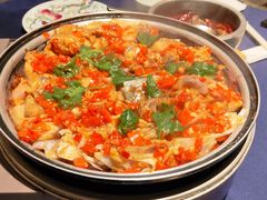生啫千岛湖鱼头（砂锅）-维园悦谱·海派家常菜(乌鲁木齐南路店)