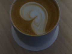 white-Onirii Coffee(长乐路店)