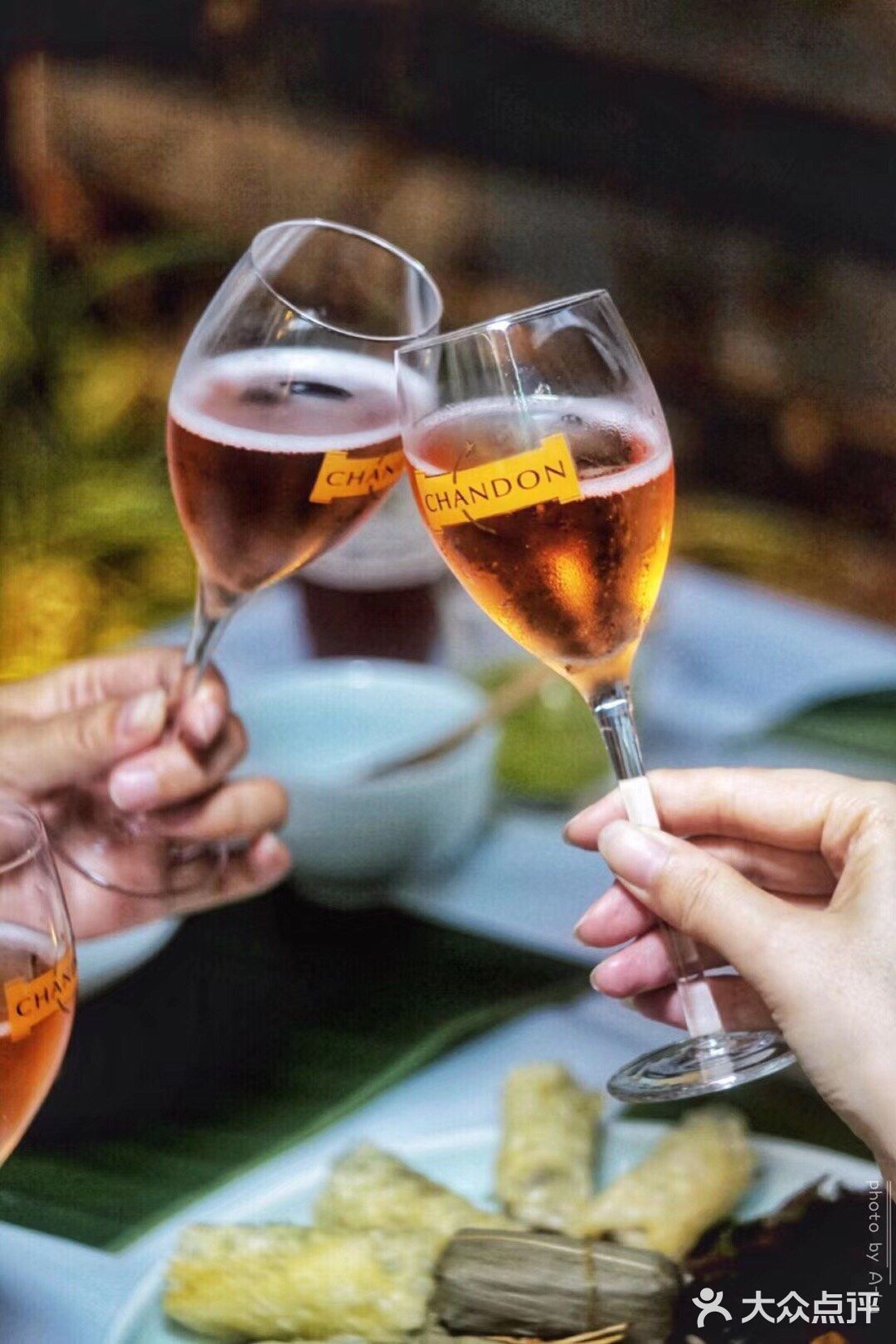 一坐一忘忆云南，夏桐美酒🍷惹人爱，岂止是微醺