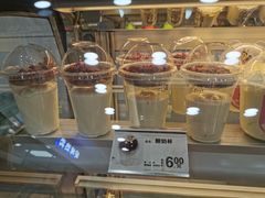 酸奶杯-华荣西饼屋(榕江店)