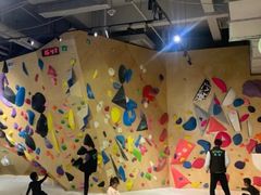 -ROCKPLUS攀岩馆(环宇城店)