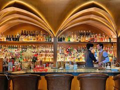 -Mogul Eatery·大亨餐酒馆