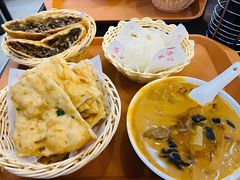 -方中山胡辣汤(顺河路店)