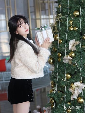 深铁皇冠假日！落日余晖下的愉悦时间！