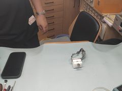 -亨凯瑞名表维修(巴黎春天店)