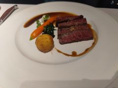 香煎m5和牛牛小排-Oyster Talks 四度蚝法餐厅
