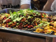 -马路牙子地桌烤肉(工体店)