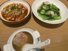 -渝信川菜 · 川味家常菜(财富购物中心店)