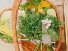 -椰子湾·海南火锅·糟粕醋·椰子鸡(正大广场店)