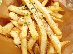 -玛格萝妮比萨屋(四平店)