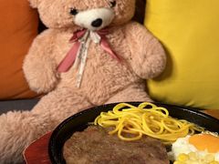 -月亮眼花园餐厅书吧酒吧