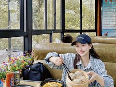 -崴海渔村(虹梅路店)