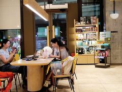 -星巴克(武汉奥山世纪城店)