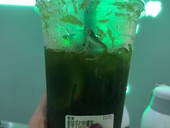 -LINLEE林里·手打柠檬茶(潮州右一城店)